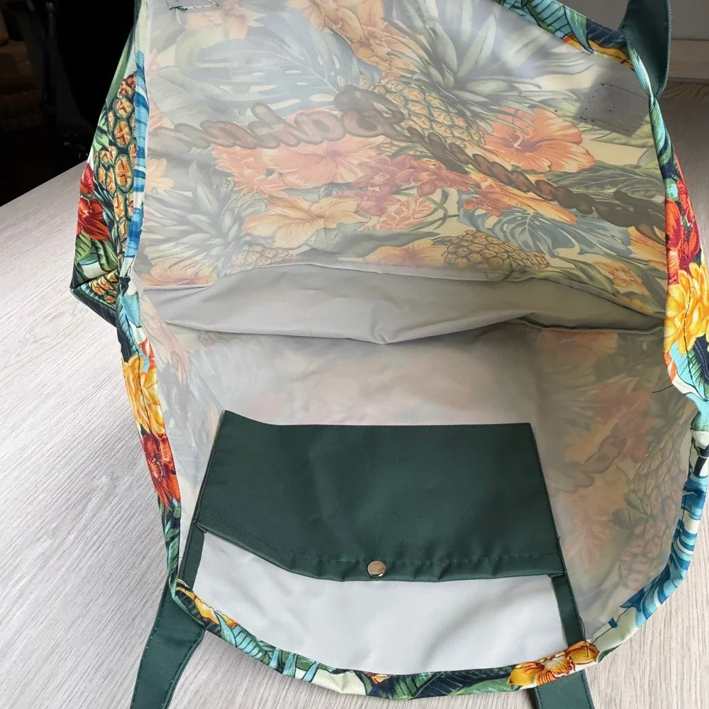 Tommy Bahama Tropical Floral Pineapple Tote Bag Green Canvas Beach Travel Large